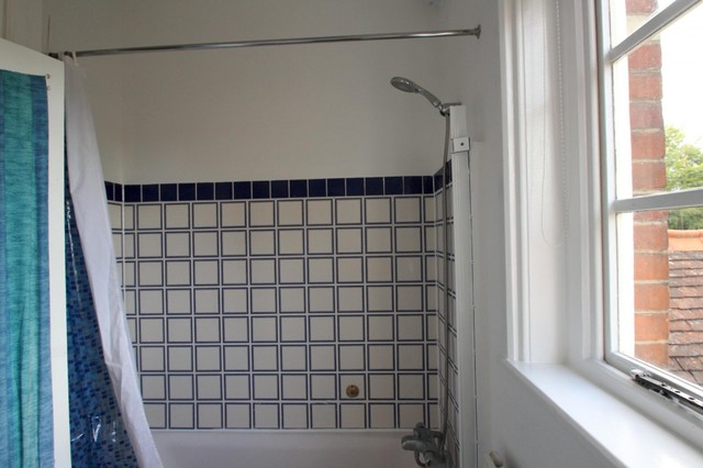  Image of 2 Bedroom Flat to rent at Old Reigate Road  Betchworth, RH3 7DE