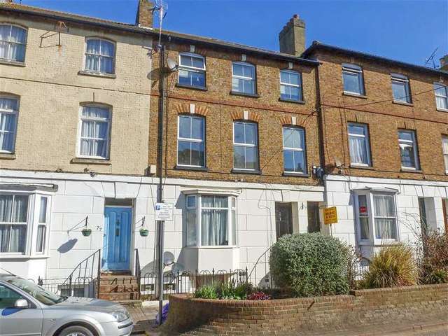  Image of 1 Bedroom Flat for sale at Herne Bay Kent Herne Bay, CT6 5PR