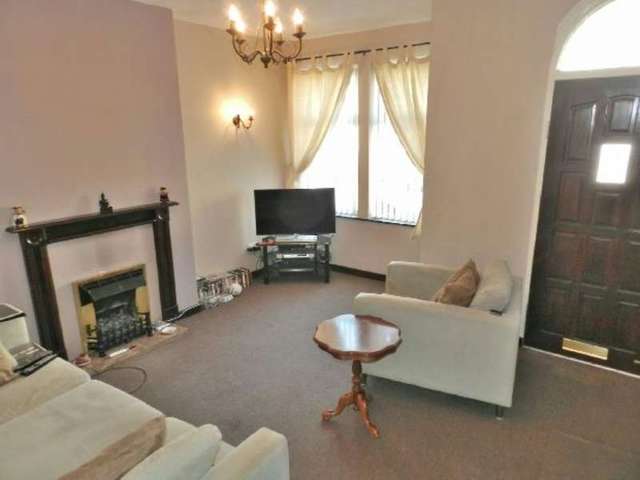  Image of 3 Bedroom Semi-Detached for sale at Myrtle Avenue  Long Eaton, NG10 3LY