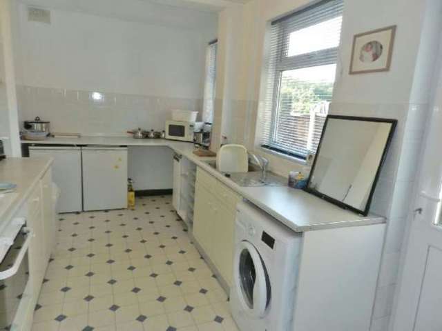  Image of 3 Bedroom Semi-Detached for sale at Myrtle Avenue  Long Eaton, NG10 3LY