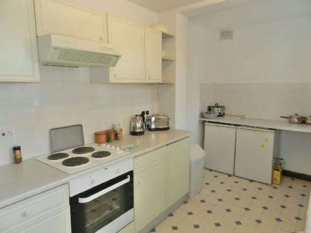  Image of 3 Bedroom Semi-Detached for sale at Myrtle Avenue  Long Eaton, NG10 3LY