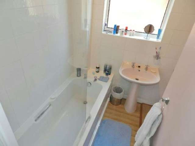  Image of 3 Bedroom Semi-Detached for sale at Myrtle Avenue  Long Eaton, NG10 3LY