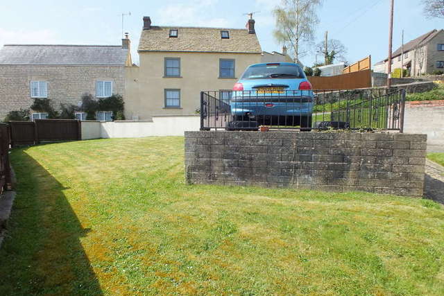  Image of 2 Bedroom Cottage for sale at Nailsworth Nailsworth, GL6 0EZ