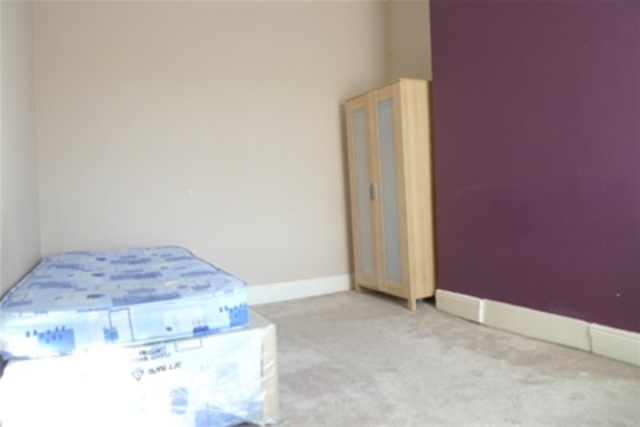  Image of 6 Bedroom Detached to rent at Coventry, CV1 3AQ