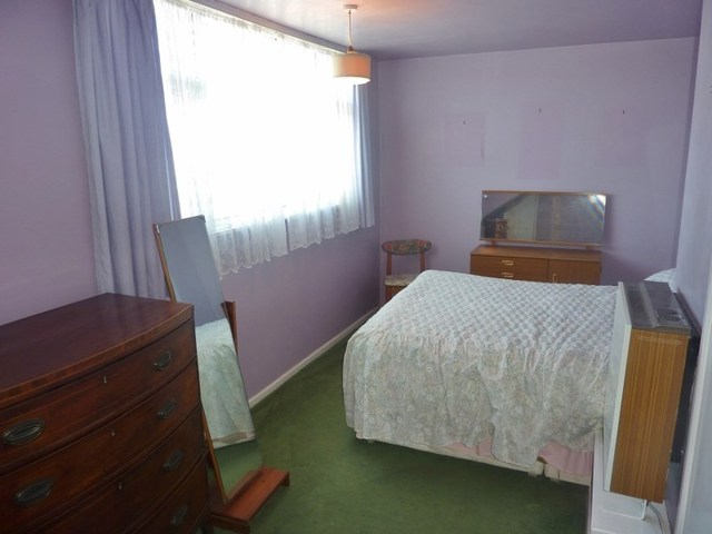  Image of 2 Bedroom Detached for sale at Nursery Lane  Fareham, PO14 2NZ