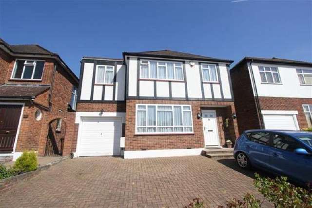  Image of 5 Bedroom Detached for sale at Pangbourne Drive  Stanmore, HA7 4RB