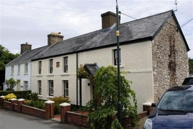  Image of 3 Bedroom Cottage to rent at Maesycrugiau  Pencader, SA39 9NA