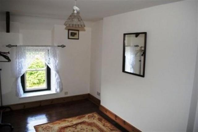  Image of 3 Bedroom Cottage to rent at Maesycrugiau  Pencader, SA39 9NA