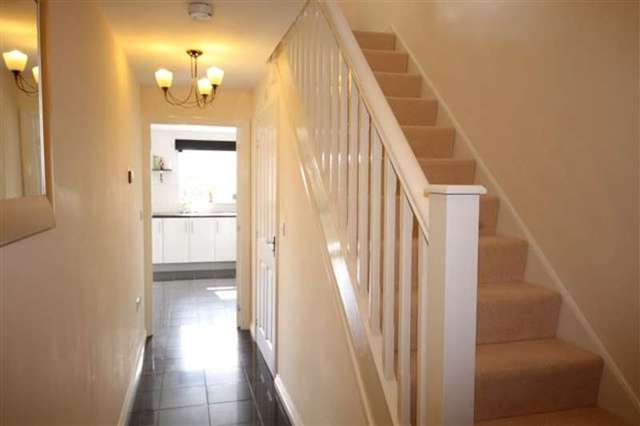  Image of 4 Bedroom Town House to rent at Percy Drive  Thirsk, YO7 1TL