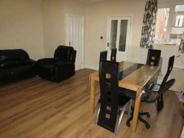  Image of 3 Bedroom Terraced for sale at Poynton Close  Bury, BL9 9EA