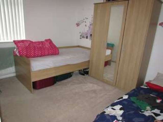  Image of 3 Bedroom Terraced for sale at Poynton Close  Bury, BL9 9EA
