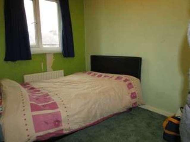  Image of 3 Bedroom Terraced for sale at Poynton Close  Bury, BL9 9EA