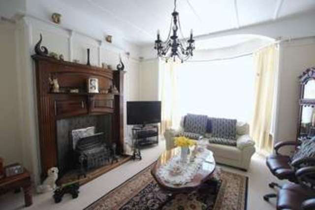  Image of 4 Bedroom Terraced for sale at Queen Street  Withernsea, HU19 2HH