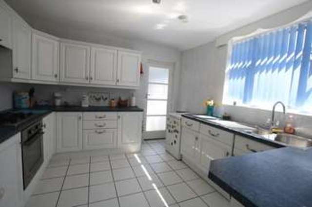  Image of 4 Bedroom Terraced for sale at Queen Street  Withernsea, HU19 2HH