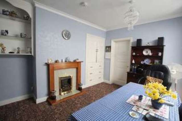  Image of 4 Bedroom Terraced for sale at Queen Street  Withernsea, HU19 2HH