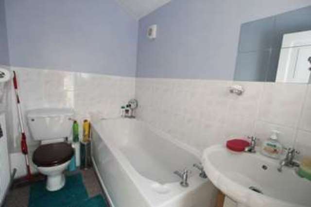  Image of 4 Bedroom Terraced for sale at Queen Street  Withernsea, HU19 2HH