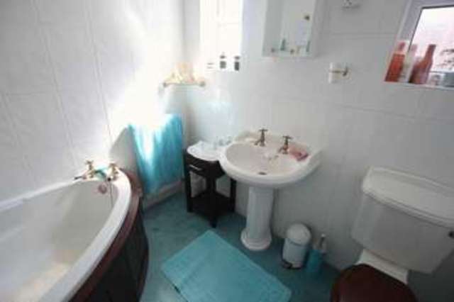  Image of 4 Bedroom Terraced for sale at Queen Street  Withernsea, HU19 2HH