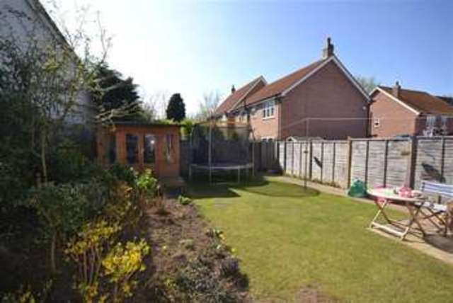  Image of 3 Bedroom Property for sale at Rawson Way Hornsea Hornsea, HU18 1DH