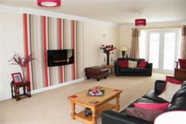 Image of 5 Bedroom Detached to rent at Wigan, WN1 2TU