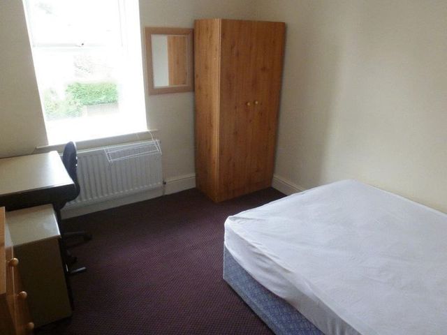  Image of 5 Bedroom Flat to rent at Salters Road Array Gosforth, NE3 1DX