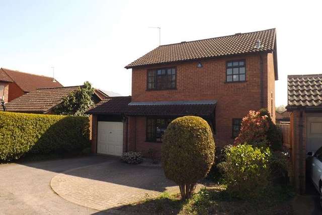  Image of 3 Bedroom Detached for sale at Sambourn Close  Solihull, B91 2SA