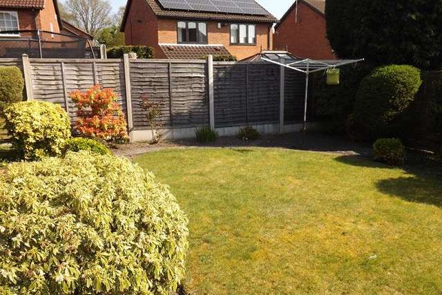  Image of 3 Bedroom Detached for sale at Sambourn Close  Solihull, B91 2SA