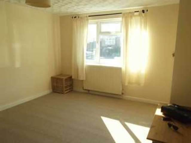  Image of 3 Bedroom Terraced for sale at Sheldon Avenue  Wednesbury, WS10 9DU