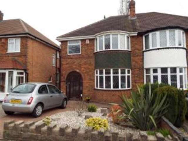  Image of 3 Bedroom Semi-Detached for sale at Birmingham West Midlands Sheldon, B26 3RR