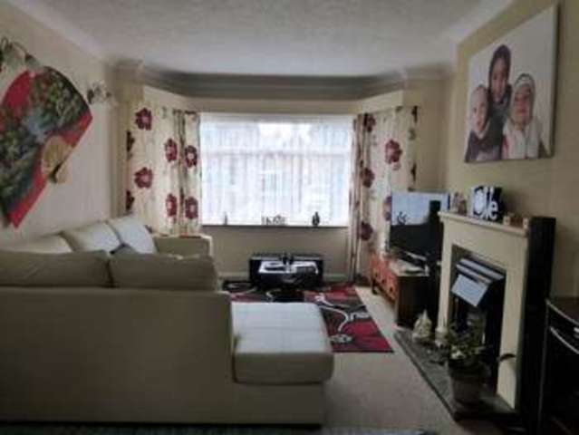  Image of 3 Bedroom Semi-Detached to rent at Sidney Avenue Hesketh Bank Preston, PR4 6SU