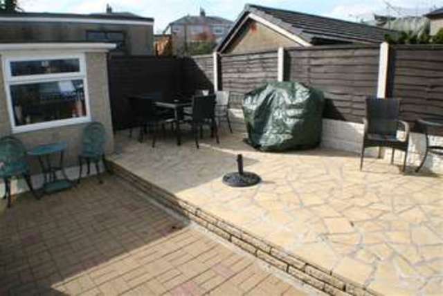  Image of 3 Bedroom Property for sale at Somerset Avenue Lancaster Lancaster, LA1 4BW