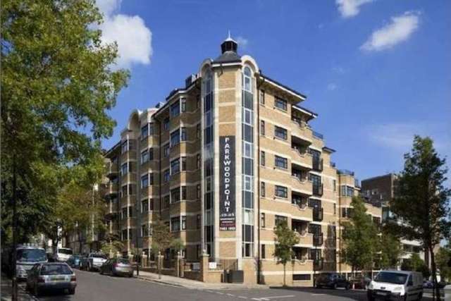  Image of 4 Bedroom Flat to rent at St Edmund`s Terrace St John`s Wood London, NW8 7QQ