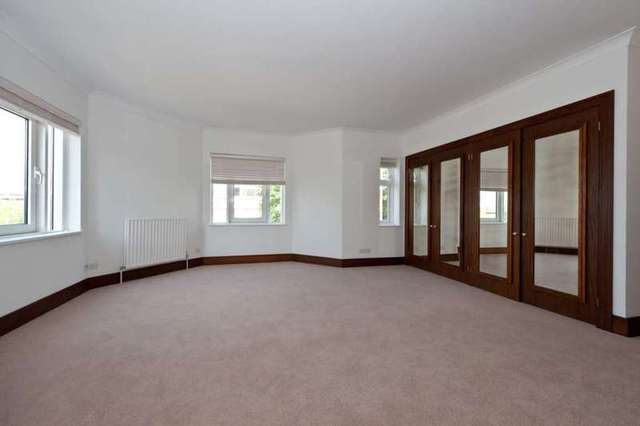  Image of 4 Bedroom Flat to rent at St Edmund`s Terrace St John`s Wood London, NW8 7QQ