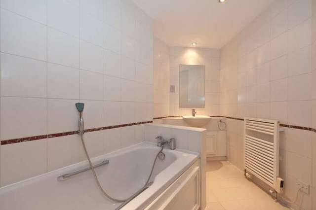  Image of 4 Bedroom Flat to rent at St Edmund`s Terrace St John`s Wood London, NW8 7QQ