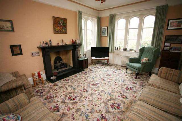  Image of 5 Bedroom Detached for sale at DEVIZES SN10 DEVIZES, SN10 1DD