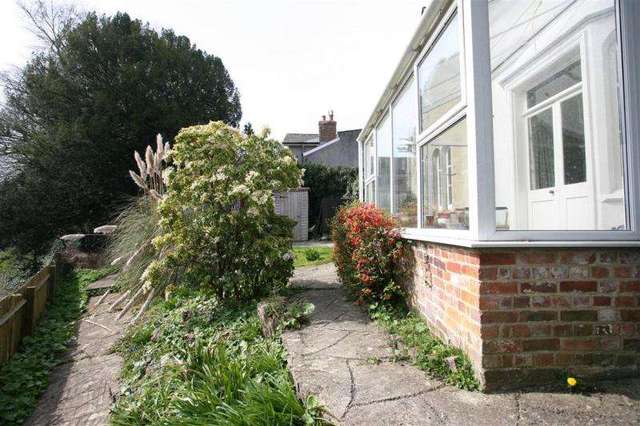  Image of 5 Bedroom Detached for sale at DEVIZES SN10 DEVIZES, SN10 1DD