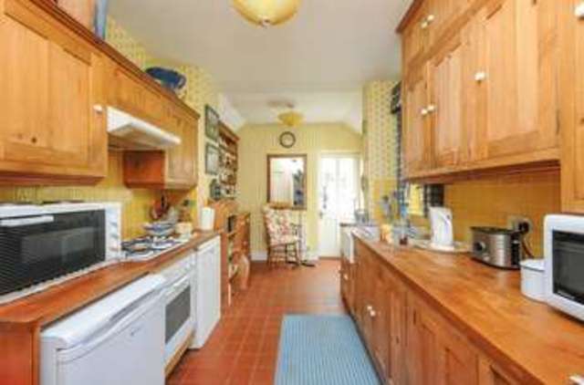  Image of 2 Bedroom Terraced for sale at Swinburne Road  Abingdon, OX14 2HD