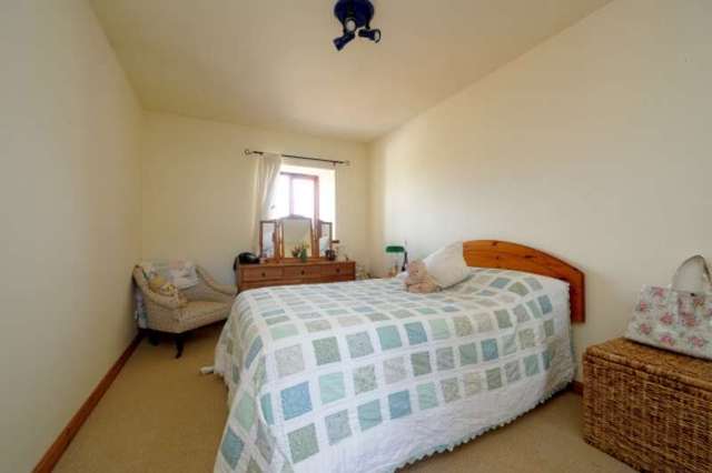  Image of 4 Bedroom Cottage for sale at Southend  Argyll and Bute, PA28 6RF