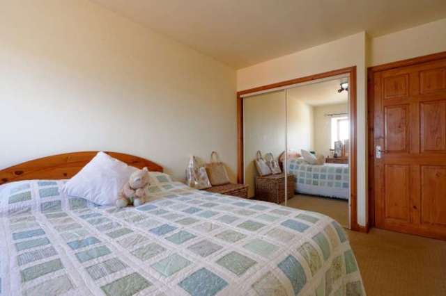  Image of 4 Bedroom Cottage for sale at Southend  Argyll and Bute, PA28 6RF