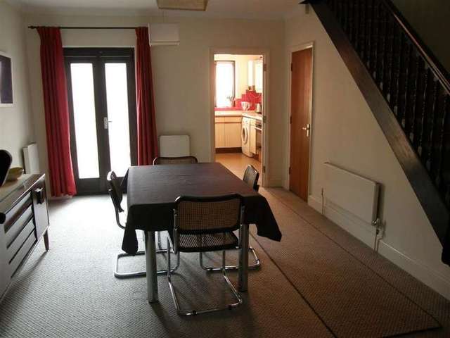  Image of 2 Bedroom Town House to rent at The Plummery Blakes Cottages Reading, RG1 3JQ