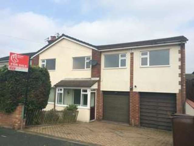  Image of 5 Bedroom Semi-Detached for sale at Throstle Grove  Bury, BL8 1EB
