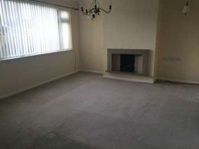  Image of 5 Bedroom Semi-Detached for sale at Throstle Grove  Bury, BL8 1EB