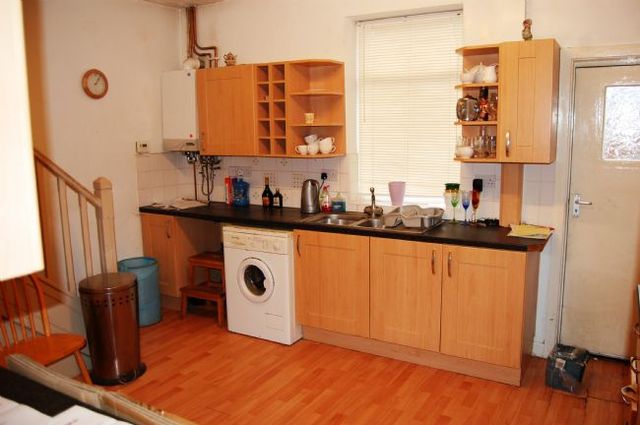  Image of 3 Bedroom Detached for sale at Trafalgar Street Array Chorley, PR7 1HE