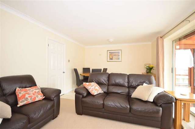  Image of 3 Bedroom Semi-Detached for sale at Walderslade Woods Chatham Chatham, ME5 9HH