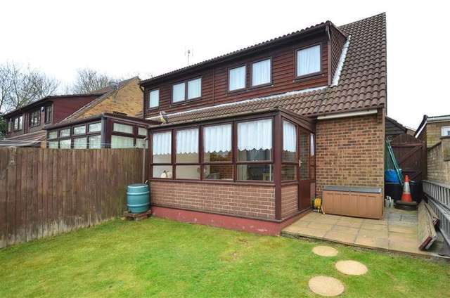  Image of 3 Bedroom Semi-Detached for sale at Walderslade Woods Chatham Chatham, ME5 9HH