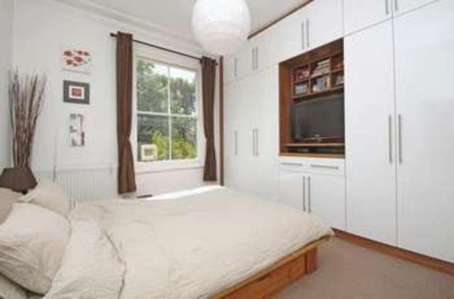  Image of 1 Bedroom Flat to rent at Weston Park  Crouch End, N8 9SY