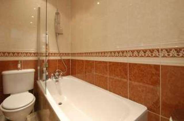  Image of 1 Bedroom Flat to rent at Weston Park  Crouch End, N8 9SY