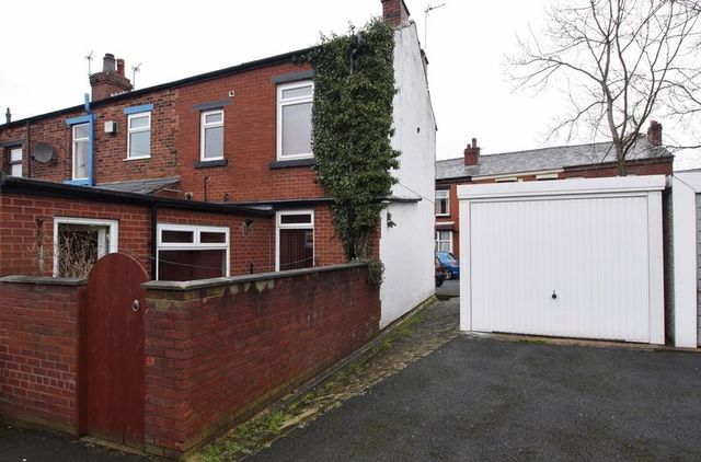  Image of 2 Bedroom Detached for sale at Westwell Road Array Limbrick, PR6 0DD