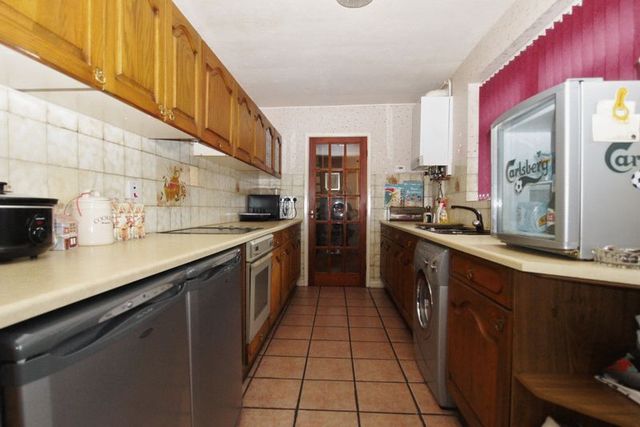  Image of 2 Bedroom Detached for sale at Westwell Road Array Limbrick, PR6 0DD