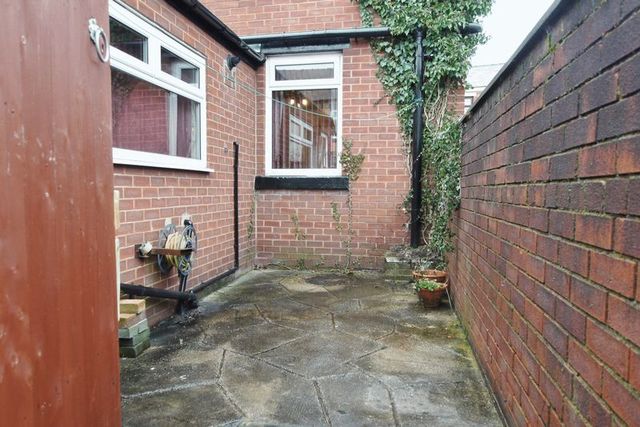  Image of 2 Bedroom Detached for sale at Westwell Road Array Limbrick, PR6 0DD