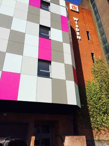  Image of 1 Bedroom Apartment to rent at Manchester, M16 0PG